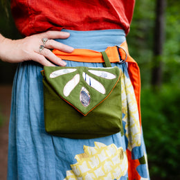 Leaf Hip Pouch digital sewing pattern from Twig and Tale