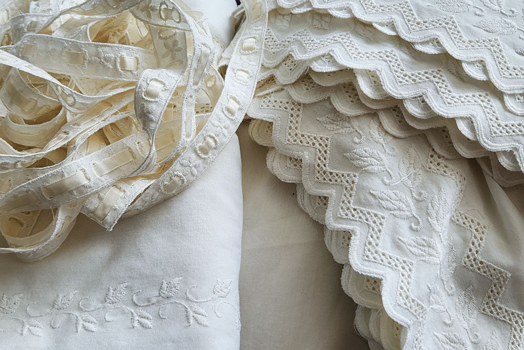 Time Travelling with Twig + Tale Part 2: A historically-inspired outfit in progress