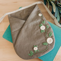 Epoch Tie-on Pocket digital sewing pattern from Twig + Tale