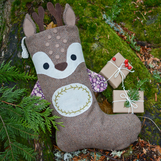 Woodland felt toys fawn pattern, felt animals, sewing deer D