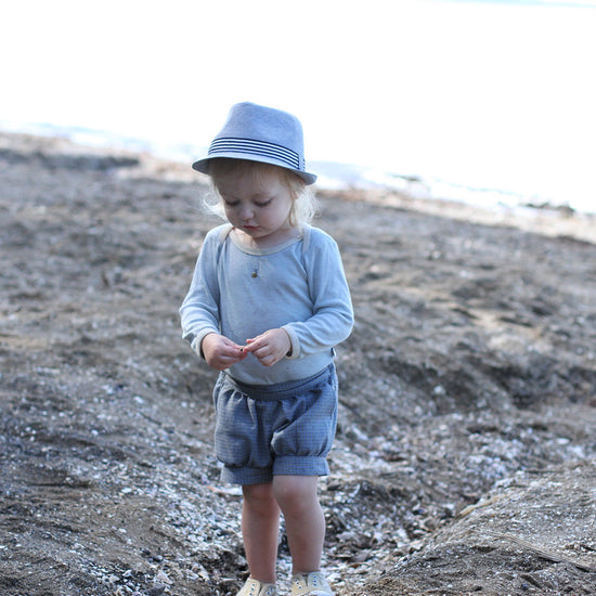 It's a tiny bucket hat for my lovely niece! Used the essentials