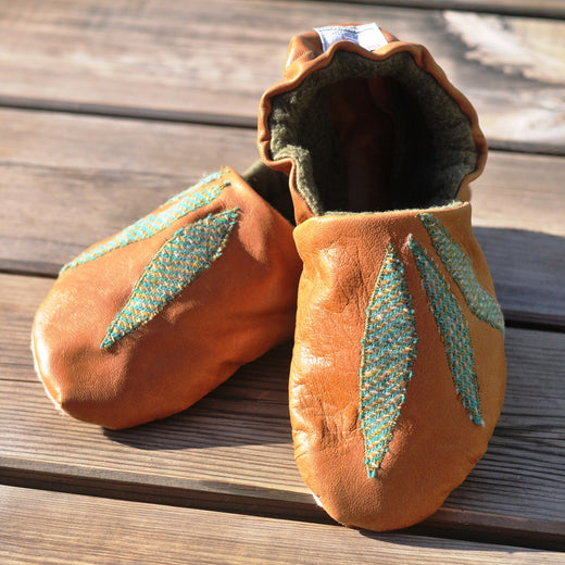 Wayfarer Shoes Sewing Pattern - Adult – Twig + Tale