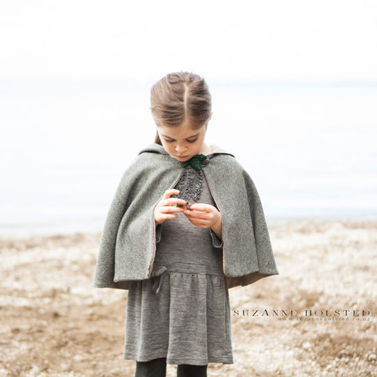 Traveller Cape - PDF digital sewing pattern by Twig + Tale - 1